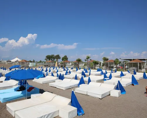 Awen Lara Hotel بالقرب من الفندق Photos