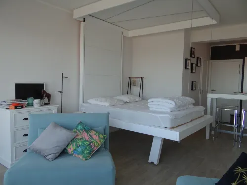 Apartment in Nieuwpoort with Sea View