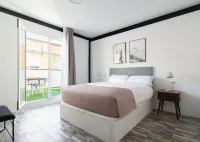 Limehome Almeria Hernan Cortes - 3-Star