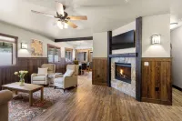 Apgar Lookout Suites Hotels in der Nähe von Lake McDonald