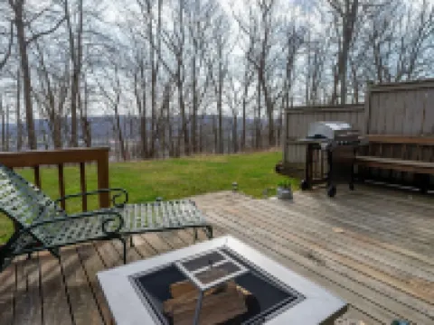 Luxury Wisp Village Townhome Hotels in Garrett County