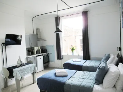 Queen Street Apartments Hotels in Wolverhampton