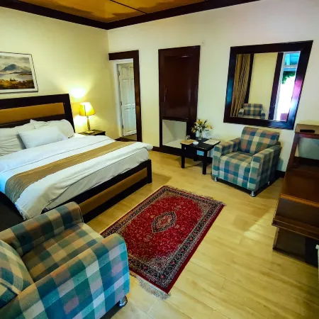 Lockwood Hotel Murree