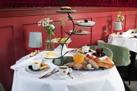 Relais & Châteaux Weeshuis Gouda Отели рядом с достопримечательностью «Гауда»