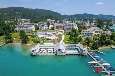 Werzers Hotel Resort Pörtschach Отели в г. Фельдкирхен-ин-Кернтен