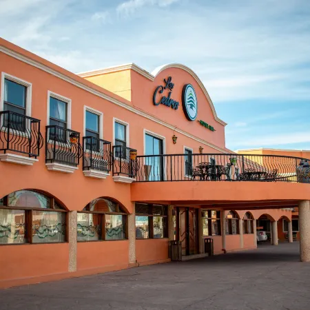 Los Cedros Hotel Inn