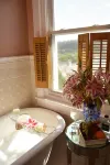 Manayunk Chambers Guest House Hotels in Bala-Cynwyd