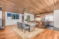 Cedar Loft Villa