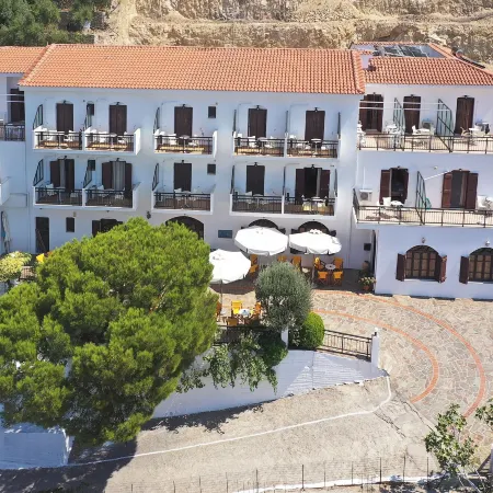 Ikaros Star Hotel