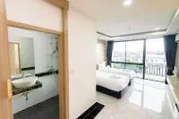 Bear & Bird Hotel - Balkoner
