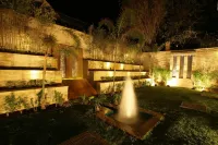 ​juSTa Gurgaon Hotels in DLF Phase 3