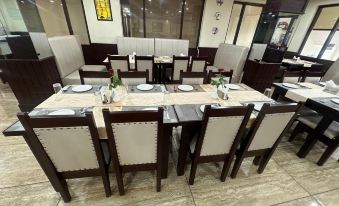 Hotel Anant Restaurant And Bar