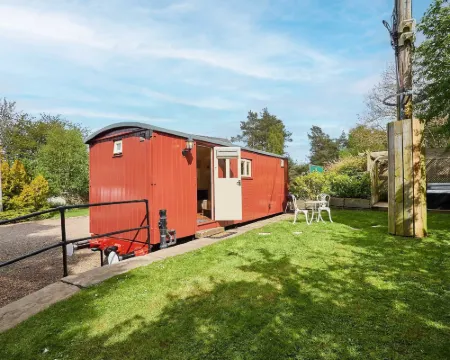 Host Stay Guards Van Wooler otelleri