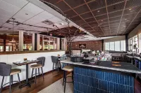 RiverWalk Resort at Loon Mountain - bar