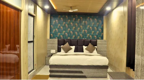 GANGA RIVERFRONT ROOMS AND BANQUET - 2-Star