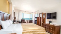 Puerto Nuevo Baja Hotel & Villas - 3-Star