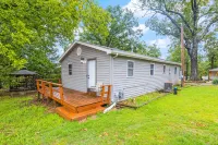 Secluded home near boat launch with deck, gazebo, washer/dryer, & central AC