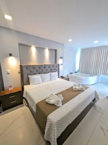 โรงแรมคายูกา โรงแรมใน