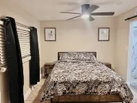 Adventure Coast 4/2, Big Yard