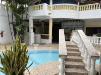 Charming and Remarkable15-Bed Villa in Diani Beach - Villas