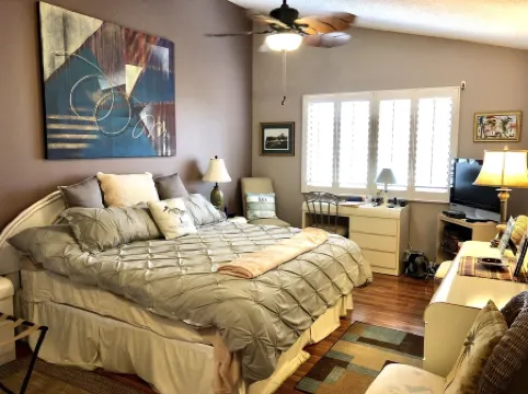 Bob's Beach Condo in Bella Vista by Jupiter beach!