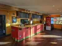 Gordie's Inn & Suites Hotels in Alert Bay