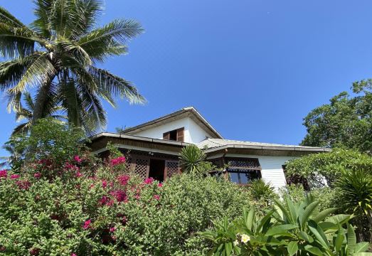 알 카마르 로지 수영장