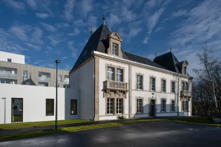 Maison Douaud Vannes Отели рядом с достопримечательностью «Stade de la Rabine»