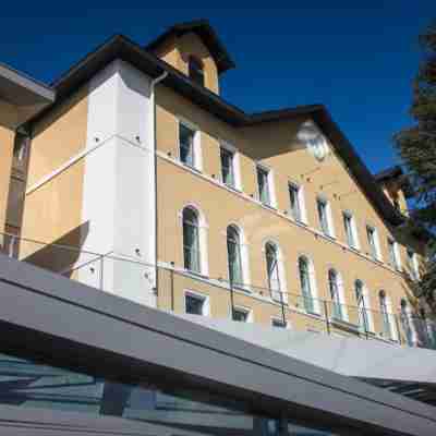 Le Pélican Hotel Exterior