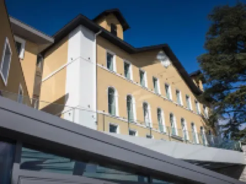 ル ペリカン アヌシーのホテル