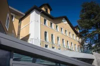 Le Pélican Hotels in 