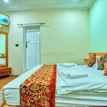Anjeer villa