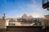 Pyramids Yard Hotel - vue sur la montagne