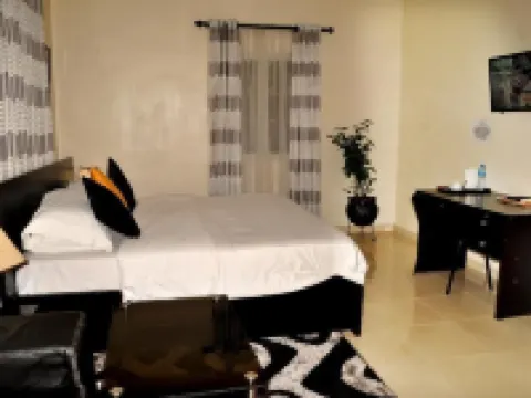 Qeesh Quintessential Apartments فنادق في جوس