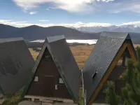 Small chalet ----------