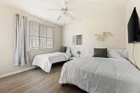 5 minutes from six flags , close to shopping center 2 beds 2 bath private Hotel in zona Newhall