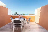 Exclusive apartment with breathtaking sea view, only 100m to the sea,heated pool