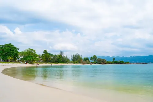 Hip Strip Beach Apartment walkable to clubs, beaches and restaurants - 2 étoiles