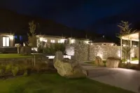 Cozy 3 Bedroom Cottage with Pool Hotel in zona Cardrona Alpine Resort