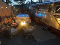 PVP58 Vintage 1977 AirstreamRV — With Private Hot Tub!