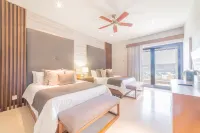 Villa Bittos Oceanview Golf Cart & Jacuzzi Retreat