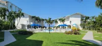 Summer SpecialCayman Reef ResortOceanfront 1-Bed 1-Bath Condo.On 7-Mile Beach