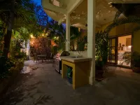 POOL SIDE STUDIO SUITE ONE AT CASA DE SUENOS