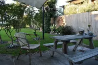 ‘Beach Daze’ Te Awanga - beach front self contained flat (dog friendly) Các khách sạn ở 