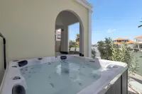 Brand New 3 Bedroom Apartment at the Water
