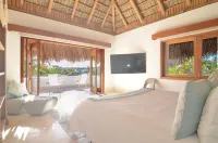 Tropical Golf View Villa. Steps to the ocean with a Gym and Theater-game room.