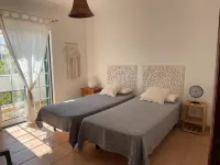 House by the sea Hotels in 