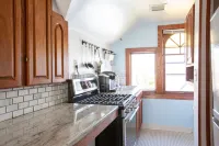 Trendy Uptown, just steps away for numerous culinary and entertainment options.