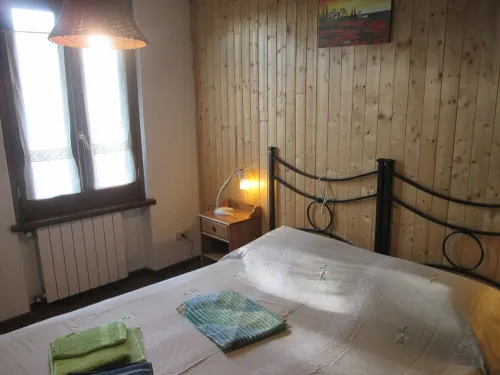 Apartment for couples with garden - 10 min from the lake!