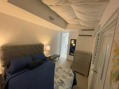 Spectacular Oceanfront PH-Coral Beach
